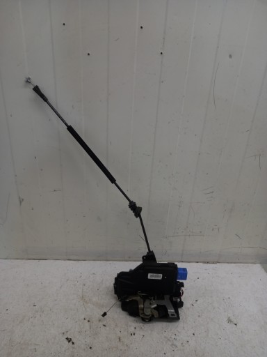 lock door CENTRALNY right rear part rear SKODA OCTAVIA 2 7 PIN 7L0839016