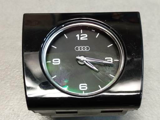Audi A8 D4 4H hodiny konzoli 4H0919204M