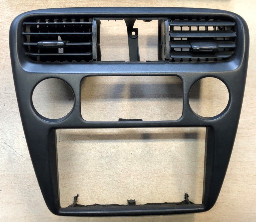 Honda ACCORD VI купе радио рамка 77250-S84-A010