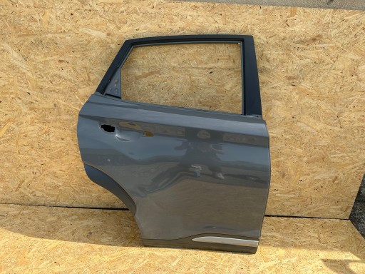 Hyundai kona i задні праві двері оригінал