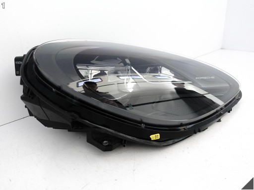 PORSCHE MACAN 95B LIFT 18- light EXCL FULL LED right front EUROPA black