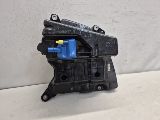AUDI A4 B9 8W0 15- serbatoio PLNU ADBLUE 8W0131878BP