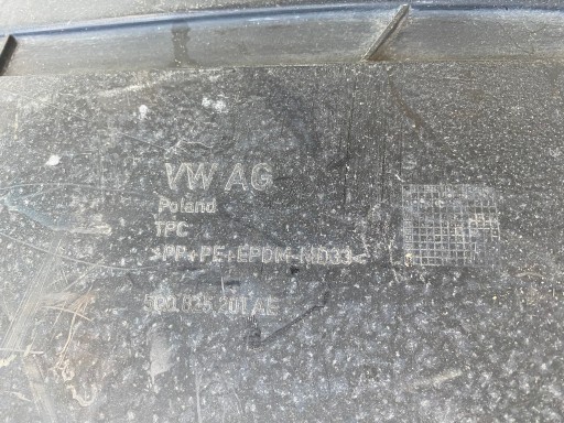 AUDI A3 S3 8V VW GOLF VII cover cover chassis left 5Q0825201AE