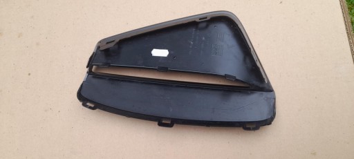 grid of a bumper left front AUDI E-TRON GT RS 4J3807681