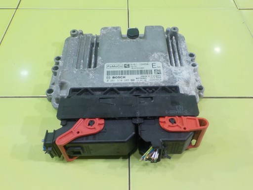 BV61 12A650 - Focus mk3 st 1.6 b 14r hb 5d контролер двигуна bv61-12a650-eba 0261510285