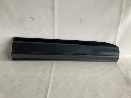 Audi Q7 LIFT S LINE 4M0583960N M Права передня смуга