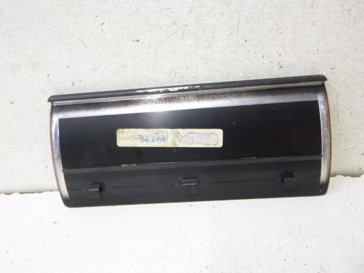 DEKOR modanatura Legno Popielniczki Mercedes W208 01r.