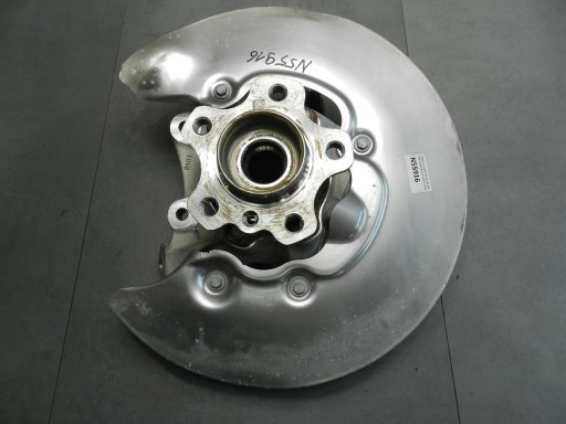 BMW 3 G20 otoč čepu pravá záď 6879534