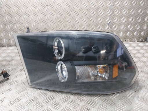 light left front + right front RAM 1500 and LIFT 2013