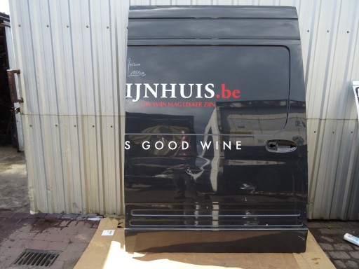 Mercedes sprinter 907 бічні розсувні двері