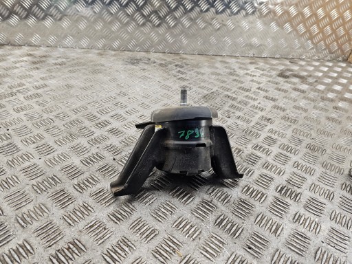Kia OE 21815-D9100 holder engine mount