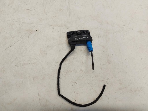 TESLA MODEL Y 2023r Kamera VETRO finestrini Anteriore 1588124-81-e