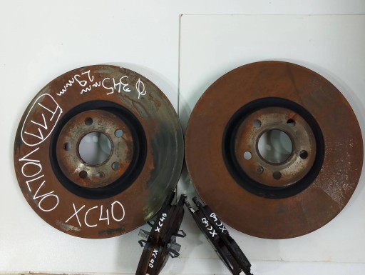 Volvo XC40 discs brake