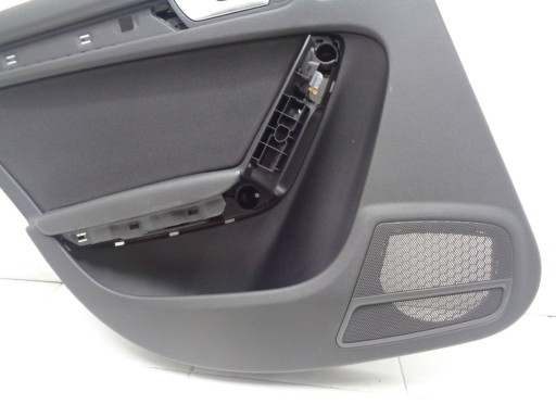 AUDI A4 B8 KOMBI upholstery side door left rear part 08R