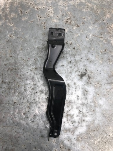 Stütze Halter öv, szíj links vorne MERCEDES W204 204620593