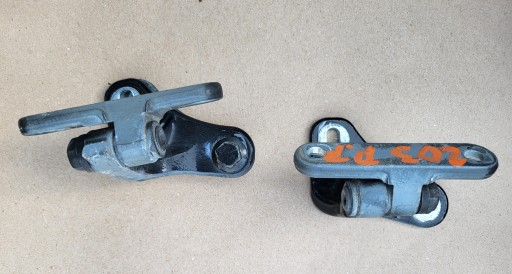 hinge door right front 2 SZT. GORA DOL MERCEDES C-KL W203 ISE0511 OE