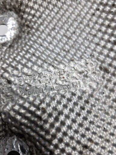BMW E63 E64 blende abdeckung IZOLACJA hitzeschutz TLUMNIKA heck rechts 7052466