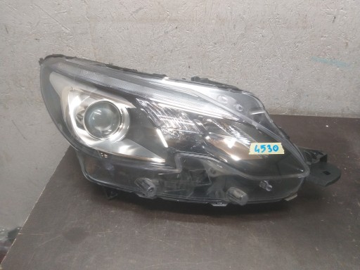 light lights front right left PEUGEOT 2008 LIFT lens LED 9825313680