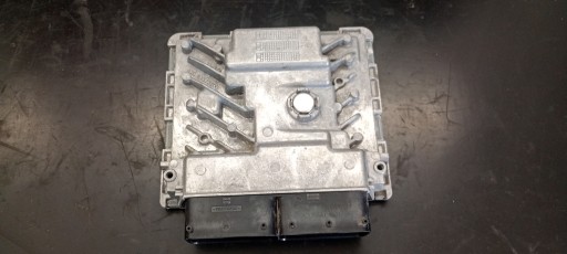 Контролер комп'ютера двигуна vw 06k907425j