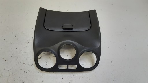 passenger compartment below radio consoles Kia Rio II 1,4