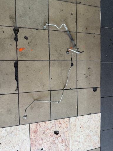 hose wiring of the air conditioning RENAULT MEGANE III 1.4 TCE 924400009R
