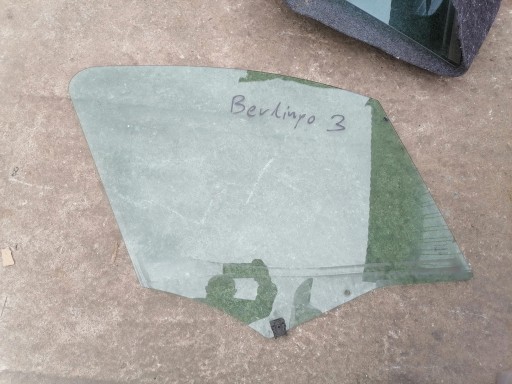 СКЛО ПЕРЕДНЬОЇ ПРАВОЇ ДВЕРІ CITROEN BERLINGO III