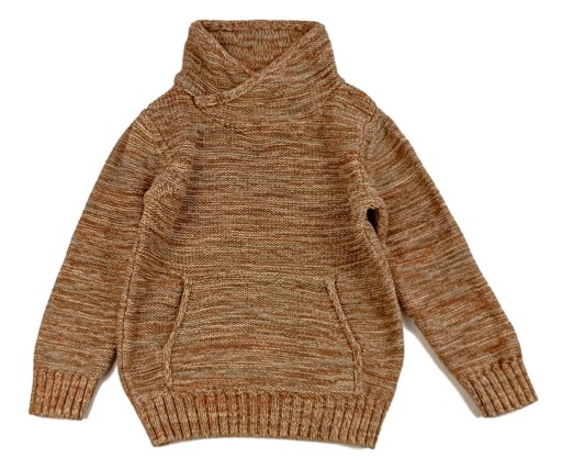 Далі 110 різнокольорових светрів