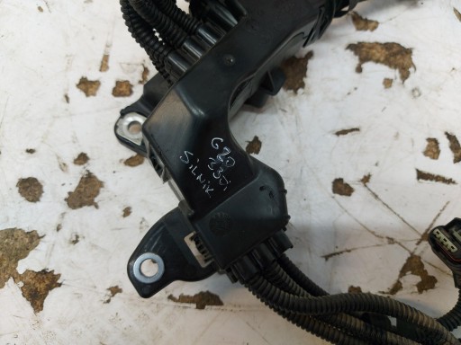 BMW G20 330i sedan 2018 bundle wiring for engine of the engine 2.0i 8743497