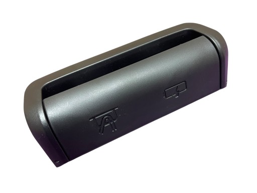 kryt PORTU USB LADOWANIA levý záď+PORT USB BMW 4 G22