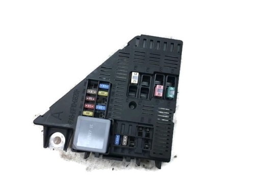 Блок запобіжників volvo xc90 ii 31473569