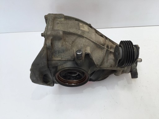 A2133510008 - MERCEDES C W205 купе 2.0 CGI DYFER мост задний 2.7