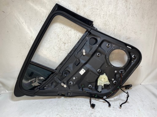 PORSCHE PANAMERA side door left rear part RAMPA PODNOSCNIK windows