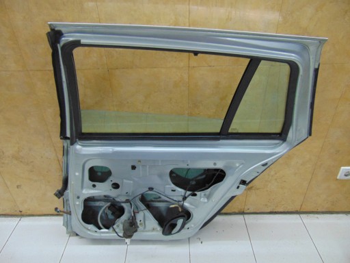 DRZWI TYŁ TYLNE PRAWE RENAULT LAGUNA II 2