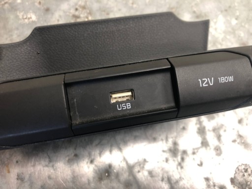 adapter ZLACZE USB KIA PICANTO III 84620G6220