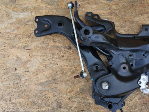 ВАЖІЛЬ УПРАВЛІННЯ ЛІВИЙ ПРАВИЙ TOYOTA AURIS II 2