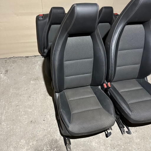 SEATS KOMPLET MERCEDES-BENZ CLA