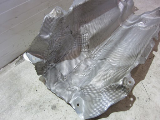 VOLVO XC90 II XC 90 TERMICZNA IZOLACJA Blende Abdeckung des Auspuffs TUNELU 31449248 14R
