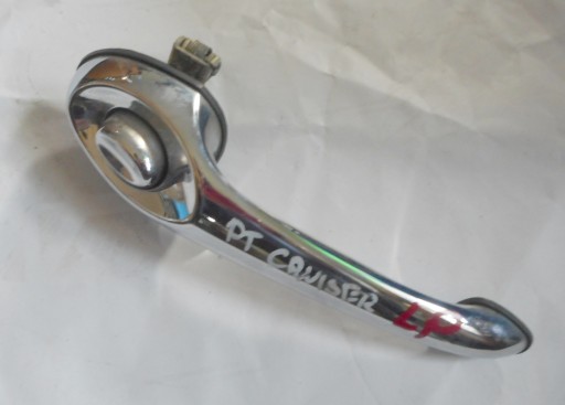 PT CRUISER 00R наружная ручка левая передняя