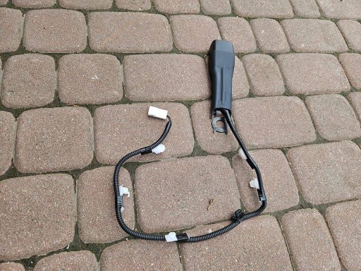 Zapinka supports pasow safety Toyota Camry VIII XV70 18219