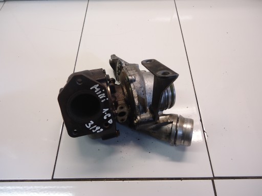 MINI COOPER 1.6D turbo 8512379