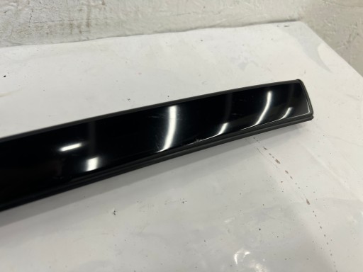 MERCEDES C-KLASA W205 moulding windows CZOLOWEJ left A2056900162