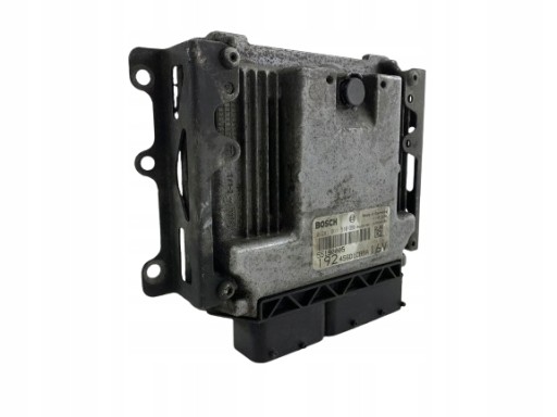 FIAT STILO 1.9 JTD unité de commande électronique uce moteur 55190005