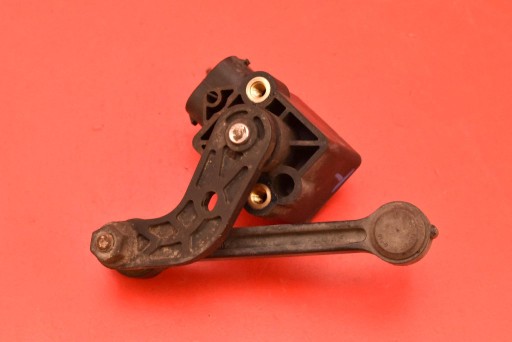 Sensor POZIOMOWANIA REFLEKTOROW VP3M5F-13D007-CD VOLVO C70 II 05-09