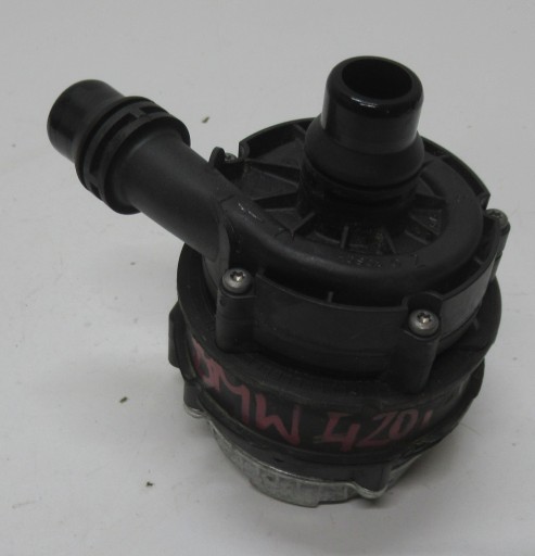 BMW 4 F36 2.0i 17R supplementary water pump 8637953