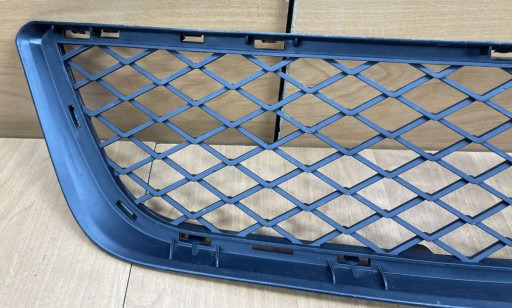 BMW X5 E70 LIFT mřížka nárazníku předek střední 7222856