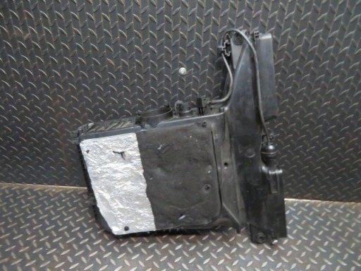 Корпус повітряного фільтра AUDI Q7 4m0133837