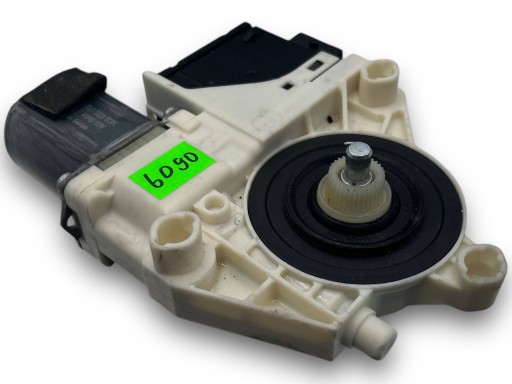 Toyota Auris E180 Centralny module sterujacy nadwozia A6090 G56817100 $J