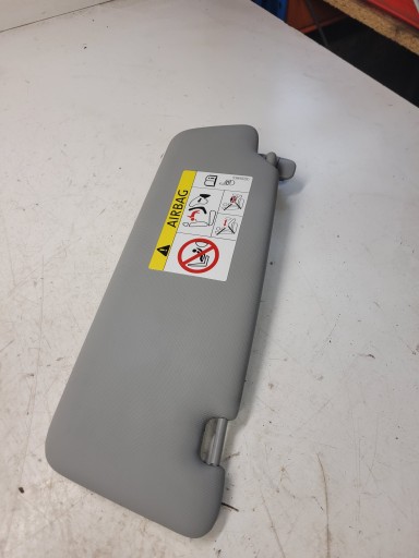 BLENDE ABDECKUNG PRZECIWSLONECZNA AUDI A3 A4 A5 8U0857552AB EA7