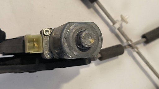 window regulator right front EU 5Q0959802B SKODA SUPERB III