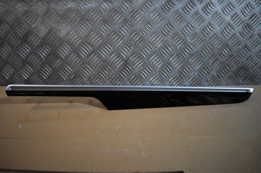 moulding door right front PORSCHE MACAN 1